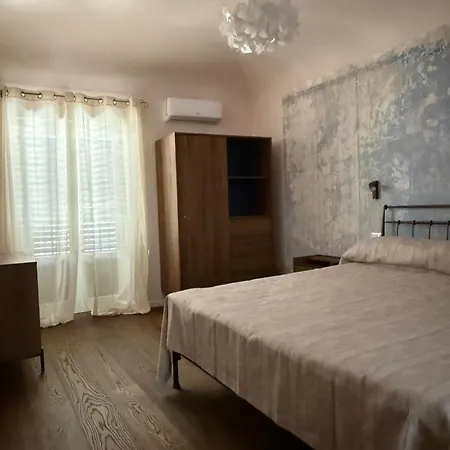 Calderai 18