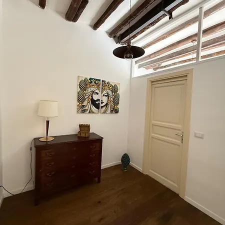 Calderai 18 Appartement Palerme