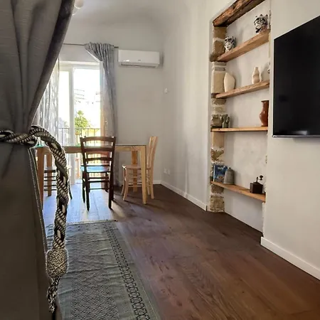 Calderai 18 Appartement